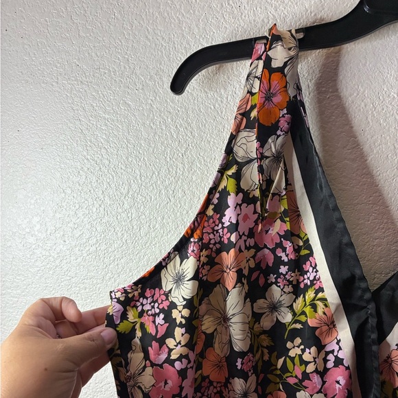 Joie Floral Tie Shoulder Wrap Front Cropped Tank Top M - Picture 8 of 16